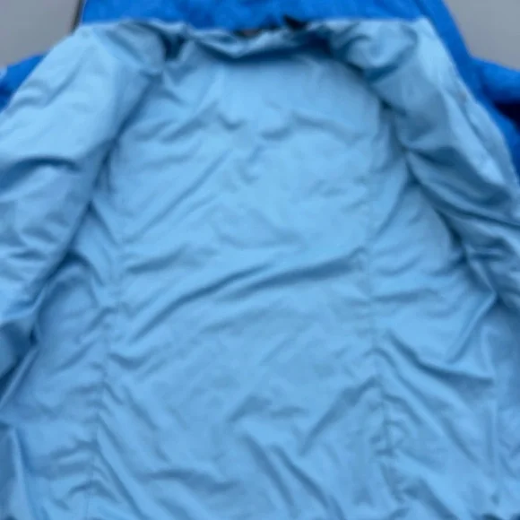 Marmot Women's Vibrant Blue Quilted Puffer Jacket - Picture 11 of 15